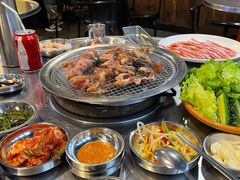-釜山火炉·海鲜烤肉(紫藤路店)