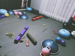 -Top Pilates studio 普拉提健身会所