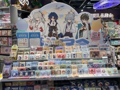 -潮品挚尚(五角场苏宁易购店)