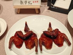 脆皮妙龄鸽-新荣记(新源南路店)