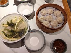 -馋三尺蟹粉小笼(人民广场店)