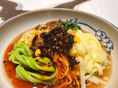-江城小馆陕南妈妈菜·全球旅行餐厅(钟楼店)