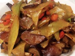 莴笋炒腊肉-新新湘菜馆(新中街二条店)