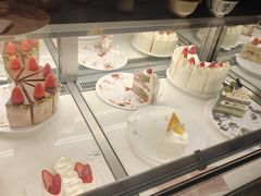 -RUXU入续糖水铺与包(卓悦中心店)