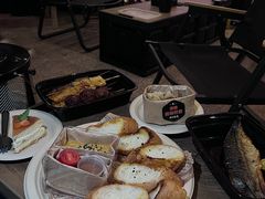 -HIHE Bistro·Oyster Bar(华熙live店)