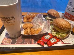 -The Habit Burger Grill 哈比特汉堡(复兴soho店)