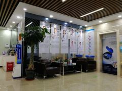 -茂菊口腔连锁(浦东南路店)