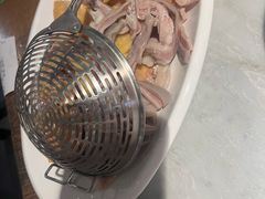 -尚尚仙·酸汤猪手·猪肚鸡火锅(华联万柳购物中心店)