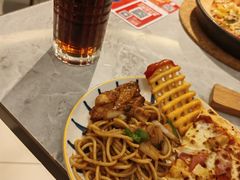 -必胜客(东三路店)