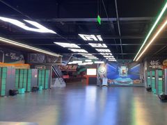 -极限PLAY运动娱乐新世界·团建派对表演休闲馆·室内高空游乐园