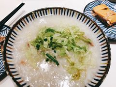 生滚牛肉粥-龙记香港茶餐厅(久光百货店)