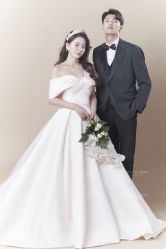 点击看大图 -挪娅婚纱摄影皇家会所