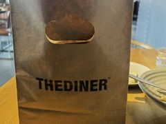 -The Diner X餐厅(青岛万象城店)