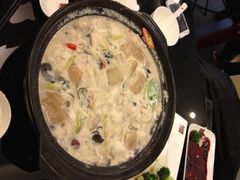 酸汤鱼-院落创意菜