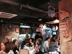 大堂-鲜入围煮花胶鸡海鲜火锅