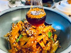 -渔语鱼新川菜Bistro(万象天地店)