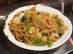 -马路牙子烧烤音乐酒馆(望京店)