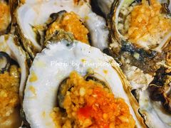 -蚝哥花姐湛江烤生蚝(美丽湾市场店)