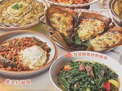 -听闻·皇隆阁榴莲鸡(骑楼老街水巷口店)