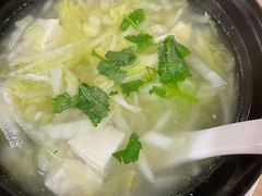 -闫家驴肉老店(华电一校店)
