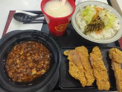 -永和大王·现磨豆浆·卤肉饭(九亭SH085店)