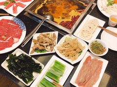 -百年川椒重庆老火锅(光谷店)
