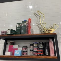 -MARTIN'S BARBER SHOP男士理发馆