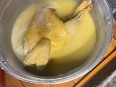 -禄婶鸡煲·打边炉