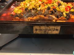 -江边城外烤全鱼(世茂广场店)