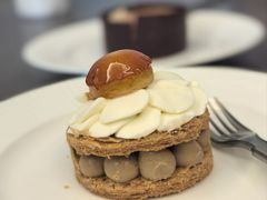 -VERIE BAKEHOUSE