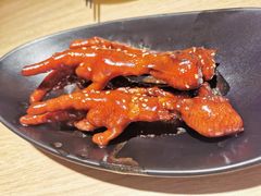 连骨头都不剩的鸡爪-佬肥猫(周浦万达店)