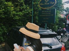 -Fern Forest Cafe