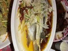 -鱼满舱·鲜活海鲜·正宗鲁菜