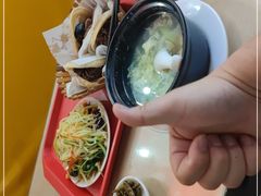 -闫家驴肉老店(华电一校店)