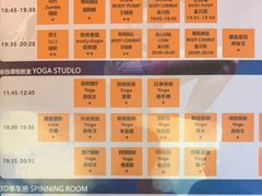 -锐菲特游泳体育健身中心(滨江店)