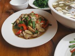 腊肉炒牛肝菌-翕庐小苑