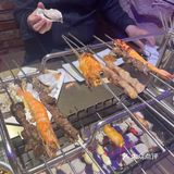 一打鲜嫩羊肉串🥩，烤起！
