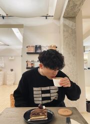 -+奈造型设计