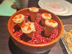 蟹子金枪鱼脆壳-庐灶江南·江南菜·四合院Bistro(东直门·华侨夜泊君亭店)