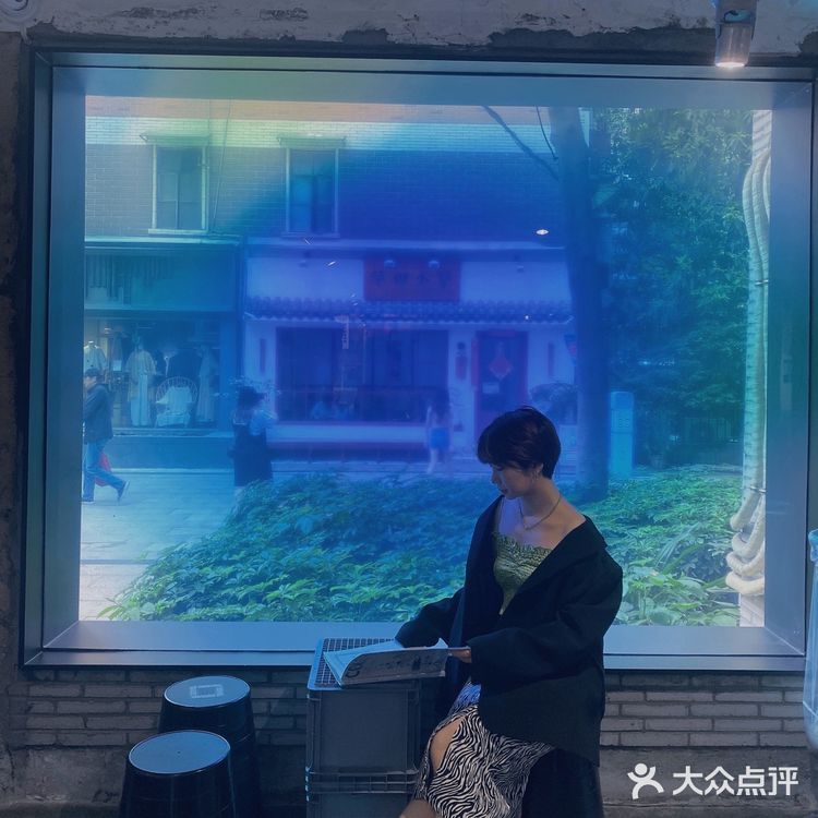 广州探店|体育西超“蓝”系咖啡店,怎么拍都好看