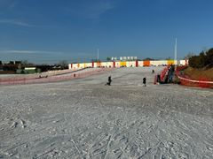 -华彬猛犸滑雪场