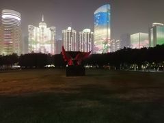 -万绿园