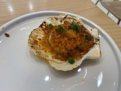 蒜蓉烤夏威夷扇贝-船歌·鱼水饺青岛菜(国贸商城店)