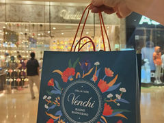 -VENCHI 闻绮(广州太古汇店)