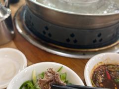 -五洞培记山庄·鲜牛肉火锅