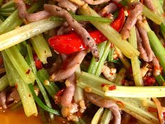 火爆仔姜红椒牛肉丝-不相离盐帮菜(郎园店)