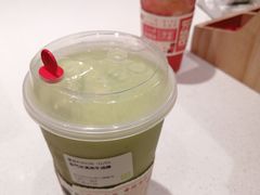 霸气冰淇淋牛油果-奈雪的茶(东莞汇一城店)