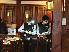 -成隆行·蟹王府(九江路店)