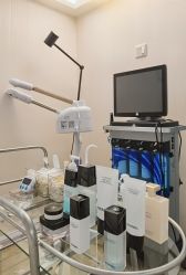 -JNK皮肤管理中心