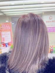 -镁连社·美联社